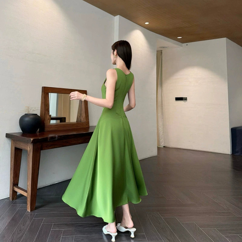 Green Mist Corridor Stylish Waisted Pinch Pleat Sleeveless Flared Dress